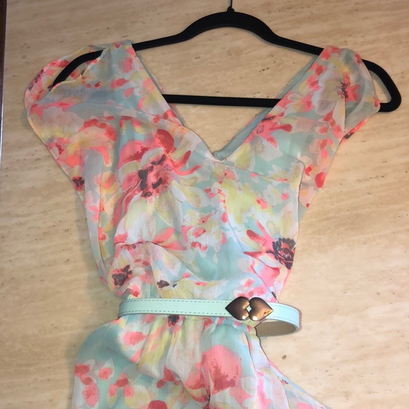 Dress - Picture 5 of 5